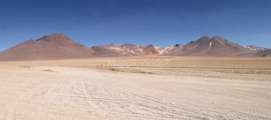 Bolivia: dalle imperdibili lagune colorate al deserto di Dalì