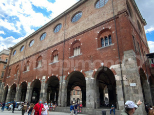 Un giorno a spasso per Milano: curiosità, storia e bellezza tra passato e futuro