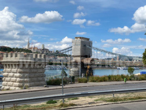 BUDAPEST: IL FASCINO E L’ELEGANZA DELLA CAPITALE UNGHERESE